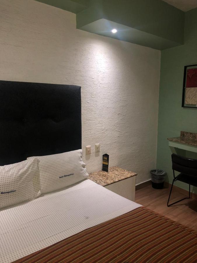 Hotel Metropolitan Гуадалахара Екстериор снимка