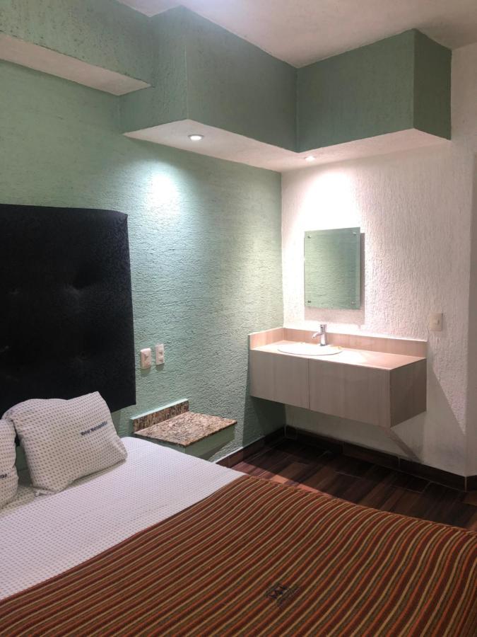 Hotel Metropolitan Гуадалахара Екстериор снимка