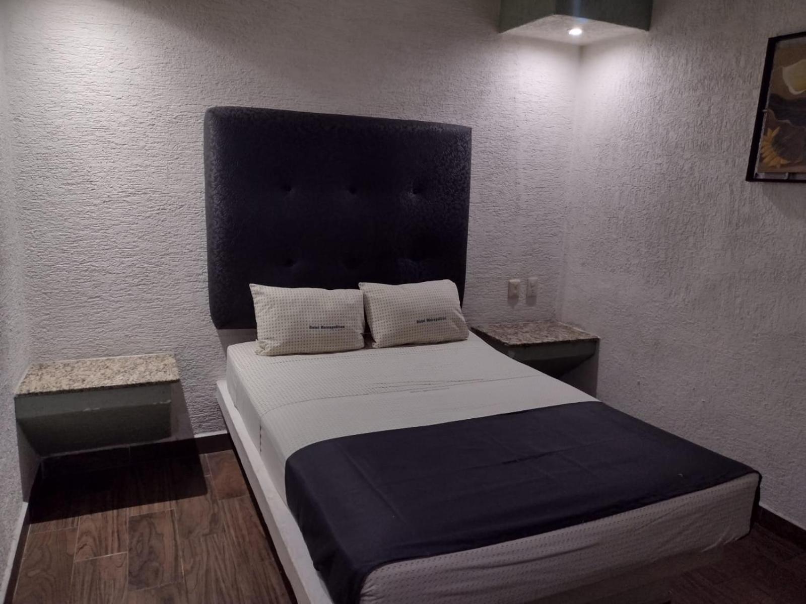 Hotel Metropolitan Гуадалахара Екстериор снимка